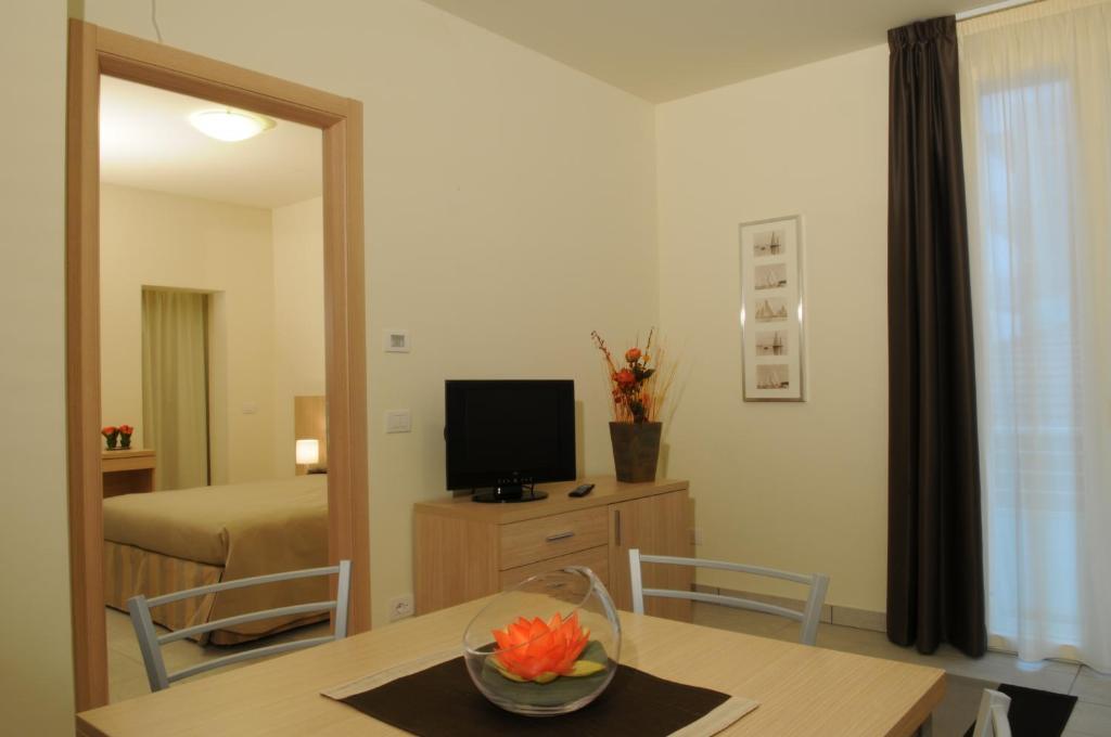 Residence Belmare Rimini Rum bild