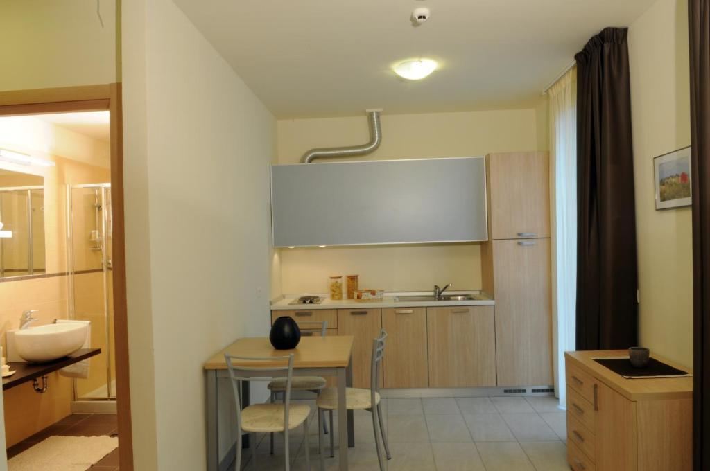Residence Belmare Rimini Rum bild