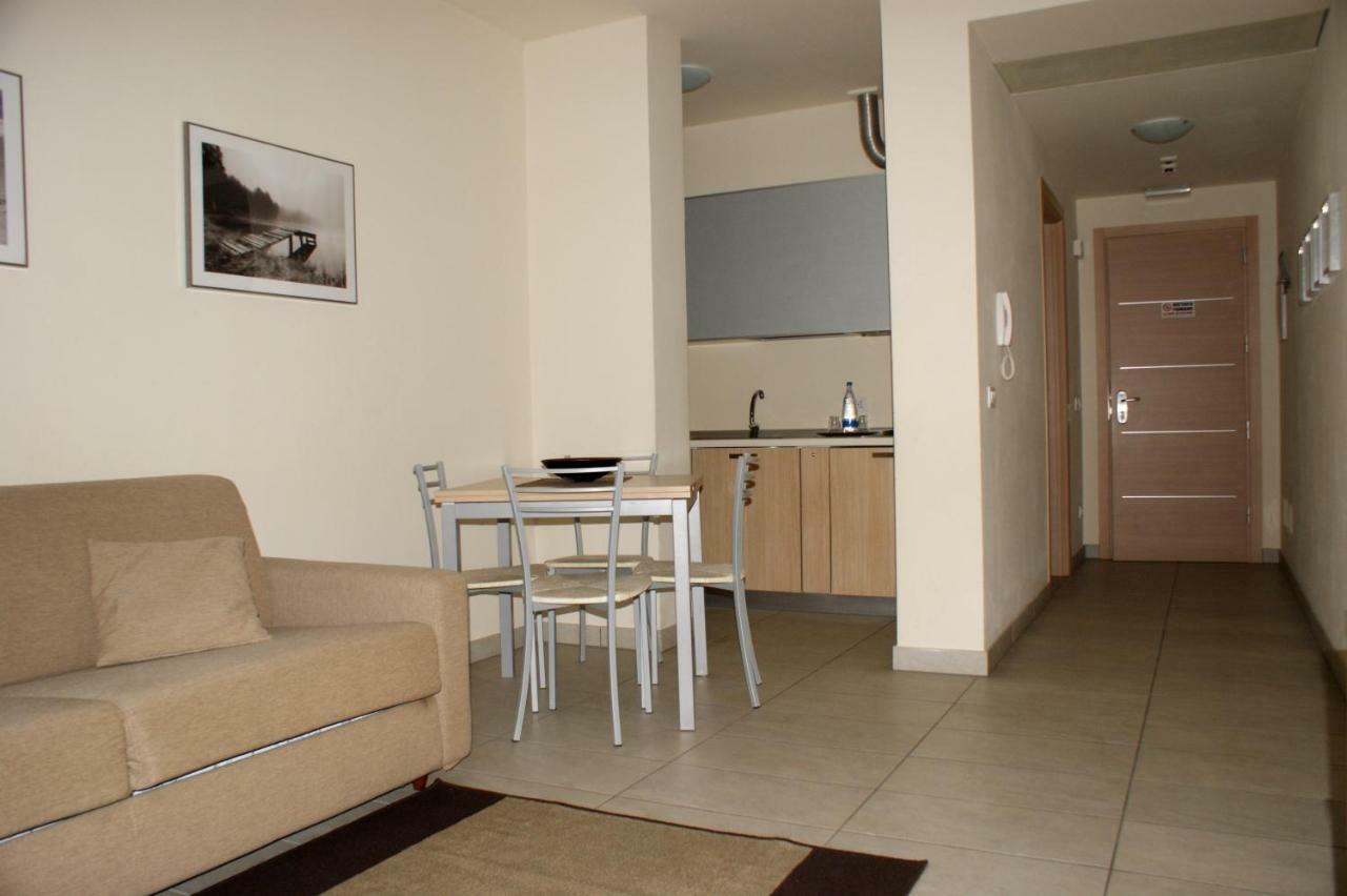 Residence Belmare Rimini Exteriör bild